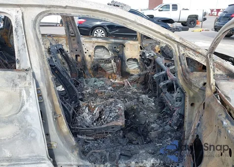 2025 Cadillac Optiq Sport 1 Awd z USA, uszkodzony, nr VIN 3GYK3EMRXSS262412